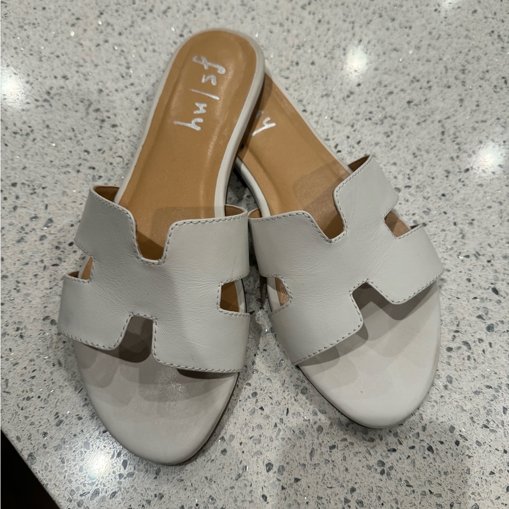 Tuckernuck Leather Alibi Sandals -Size 8